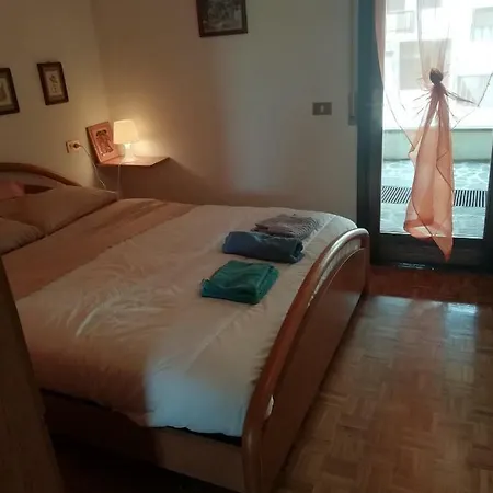 Terrazza Sui Prati Verdi דירה
